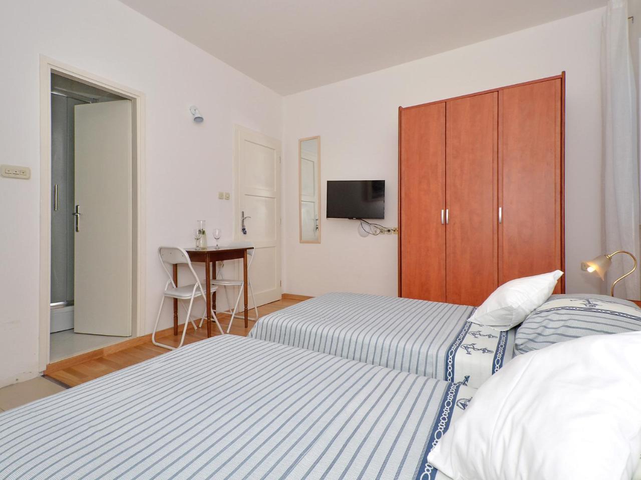Apartments Nera Podstrana Exterior foto